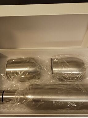 NWT Thirty-one Stainless Steel Wine Cooler + 2 Insulated Drink Cups